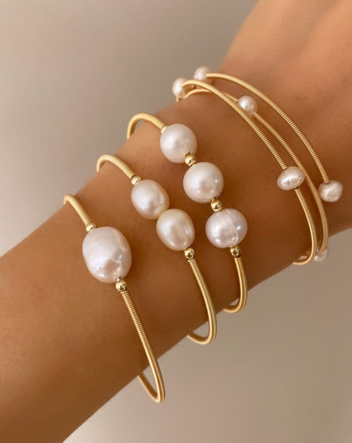 Zelia Cuff- Single Pearl