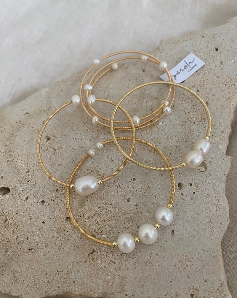 Zelia bangle- double pearl