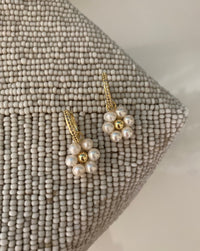 Daisy earrings