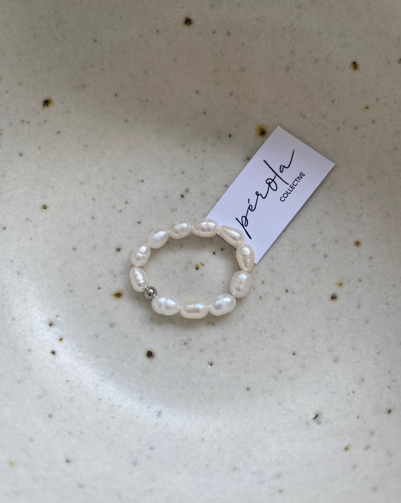 Freshwater pearl stacking ring- single bead