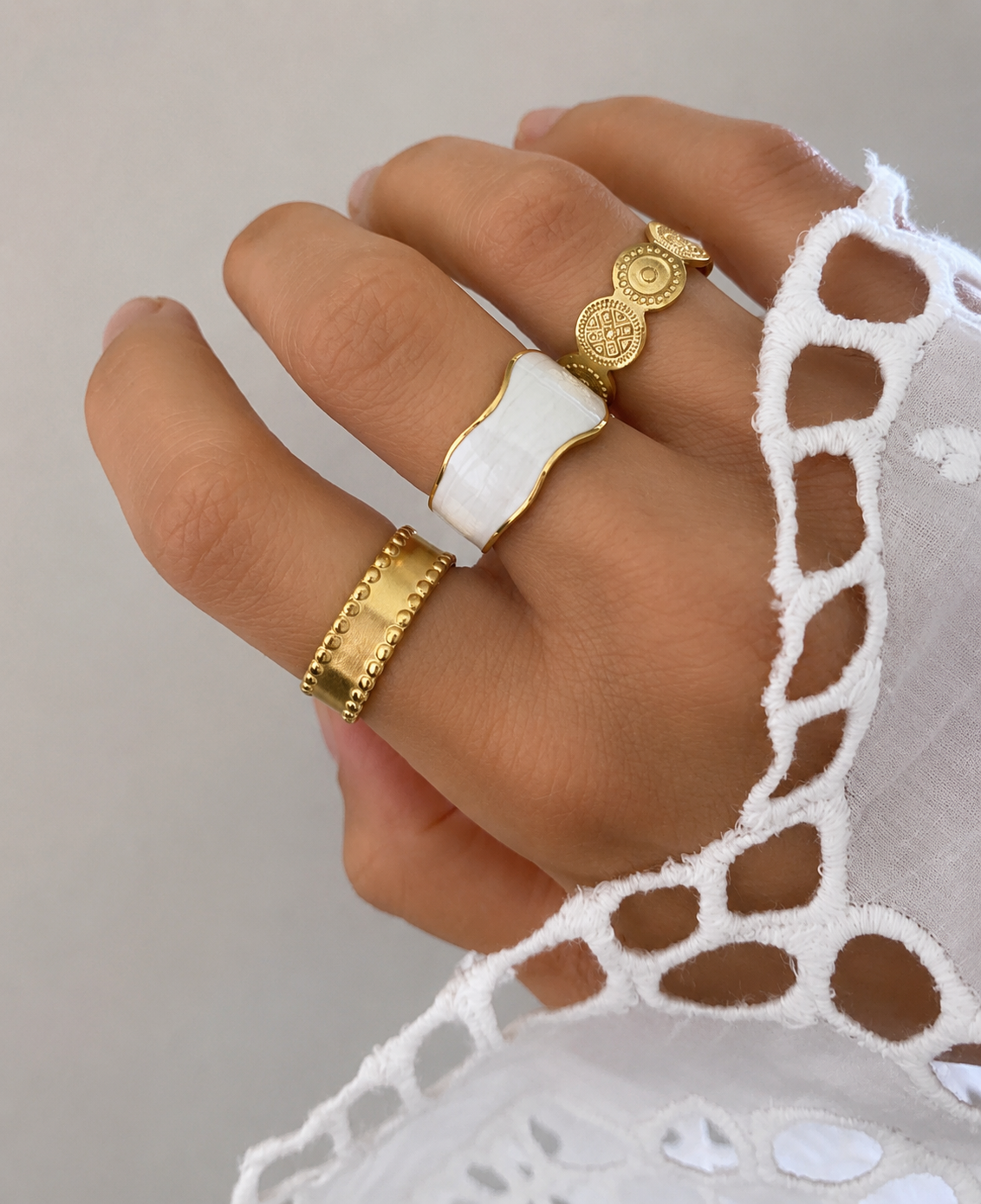 Luna Ring