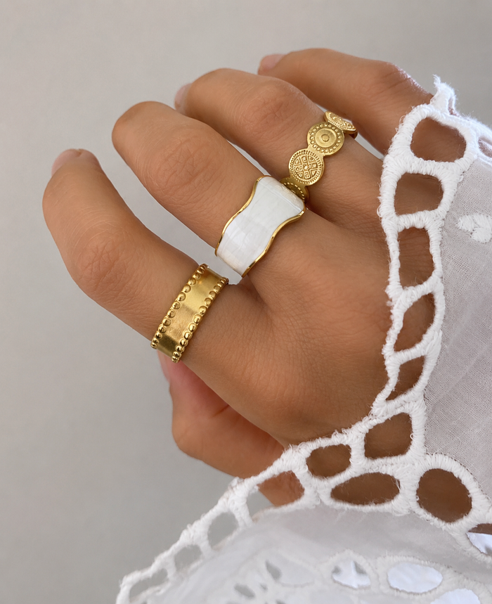 Luna Ring